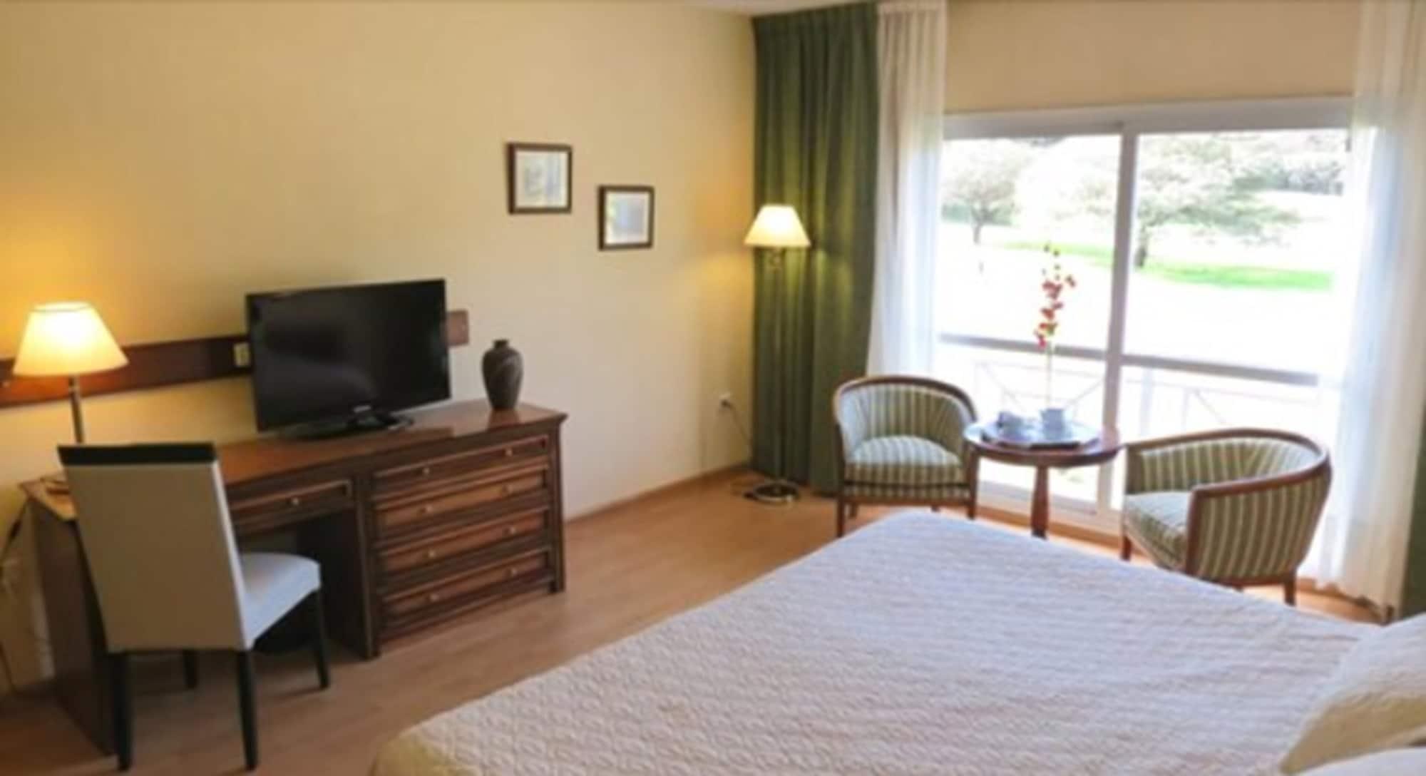 Howard Johnson Hotel & Spa Villa General Belgrano Dış mekan fotoğraf