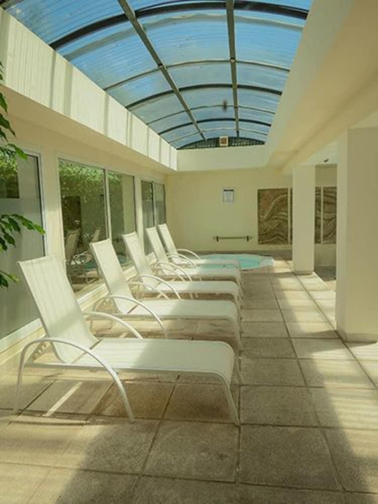Howard Johnson Hotel & Spa Villa General Belgrano Dış mekan fotoğraf
